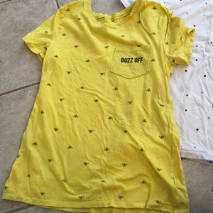 2 pairs of Women’s Short Sleeve T-Shirts